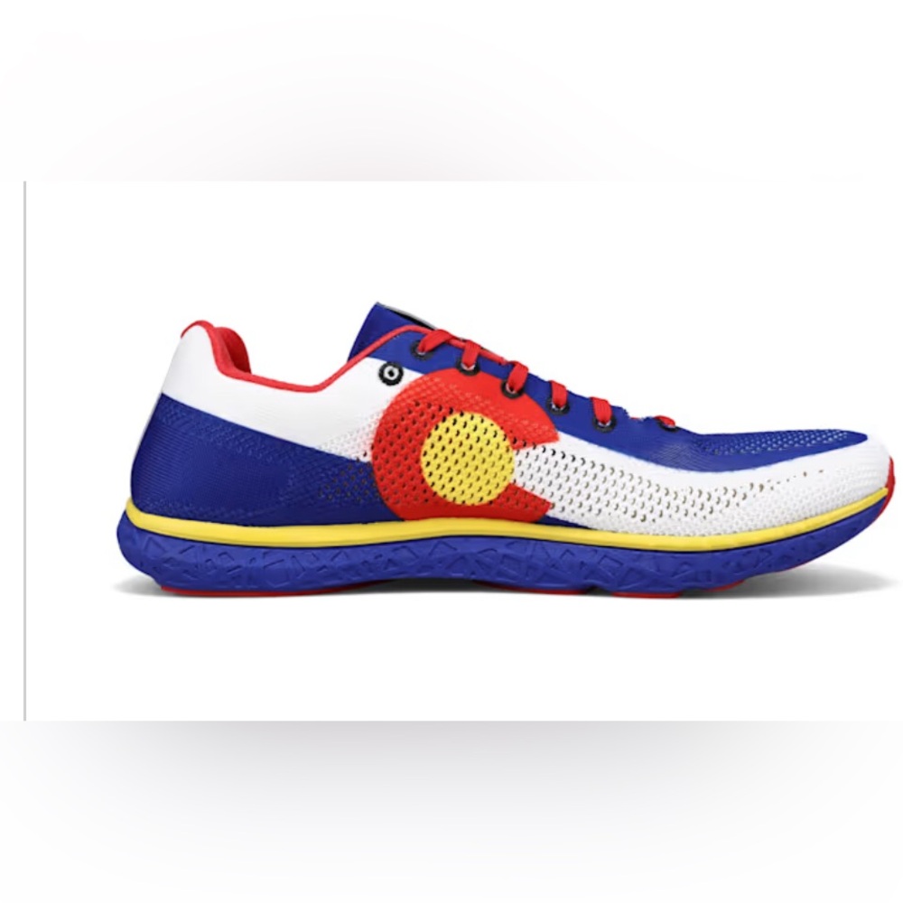 Womens Escalante Altra Boulder Sneakers, Never Worn